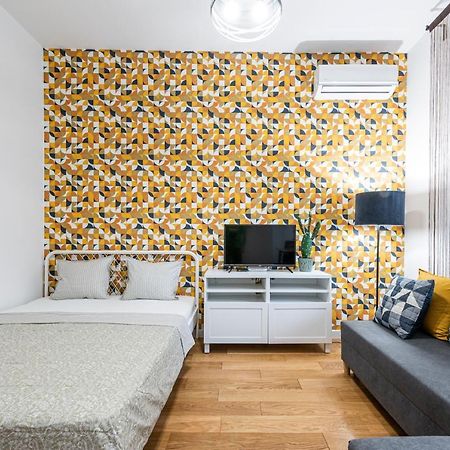 נובי סאד Vertigo Modern Studio-Free Private Parking-Fast Wi-Fi מראה חיצוני תמונה