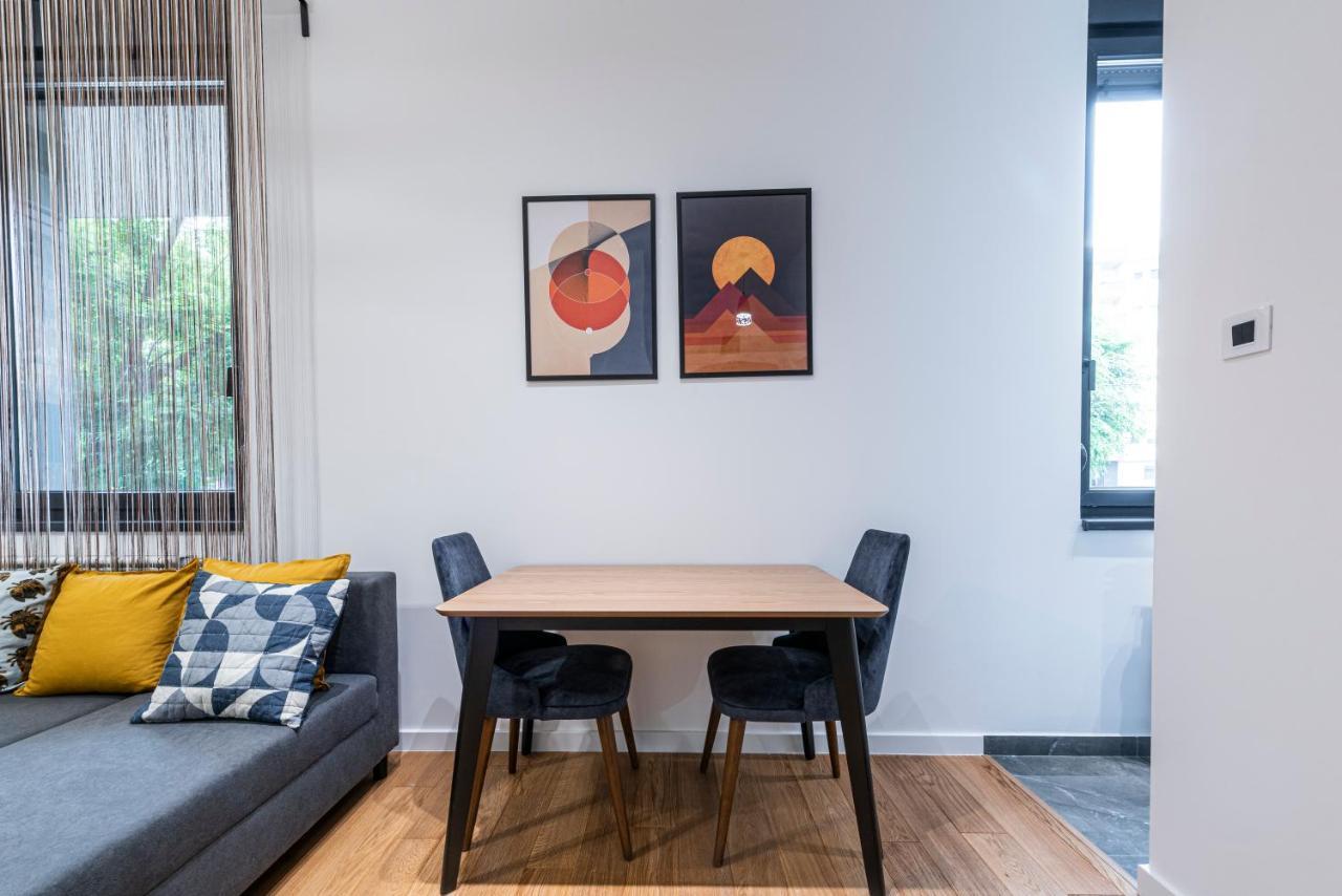 נובי סאד Vertigo Modern Studio-Free Private Parking-Fast Wi-Fi מראה חיצוני תמונה