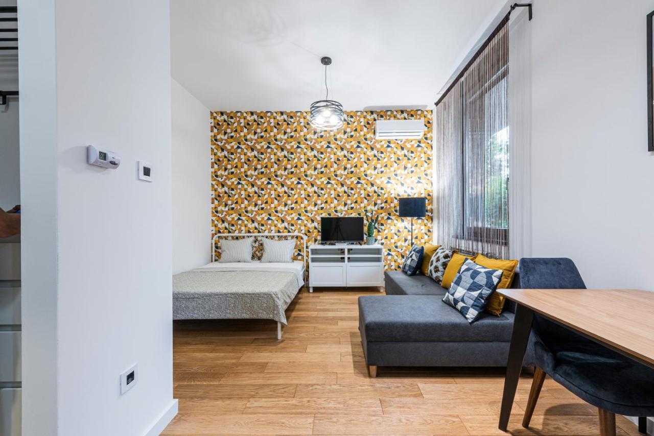 נובי סאד Vertigo Modern Studio-Free Private Parking-Fast Wi-Fi מראה חיצוני תמונה